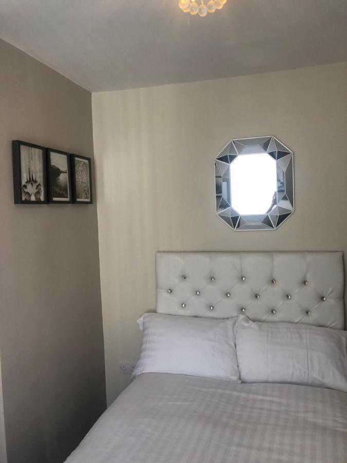 3 Double Bed Brittania Styled Central Home Near Lfc Sleeps 6 With Free Business Super Fast Fibre Broadband ลิเวอร์พูล ภายนอก รูปภาพ