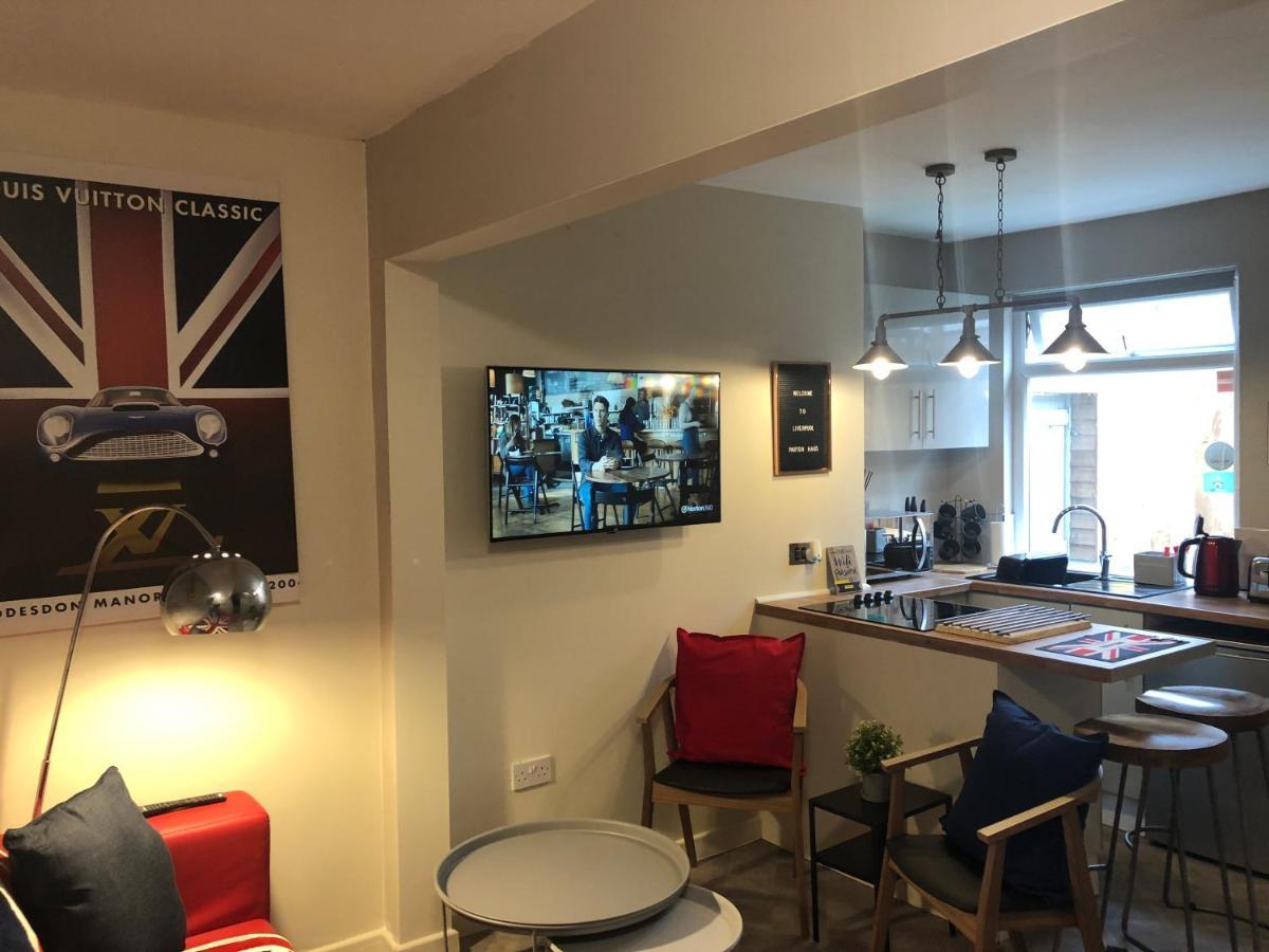 3 Double Bed Brittania Styled Central Home Near Lfc Sleeps 6 With Free Business Super Fast Fibre Broadband ลิเวอร์พูล ภายนอก รูปภาพ